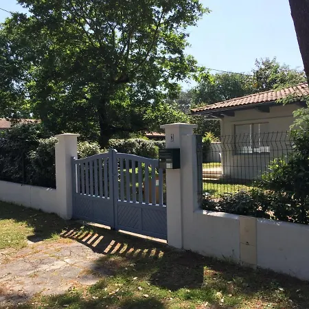 Pyla-sur-mer Maison 2 Et Jardin - A 400m Des Plages 펜션
